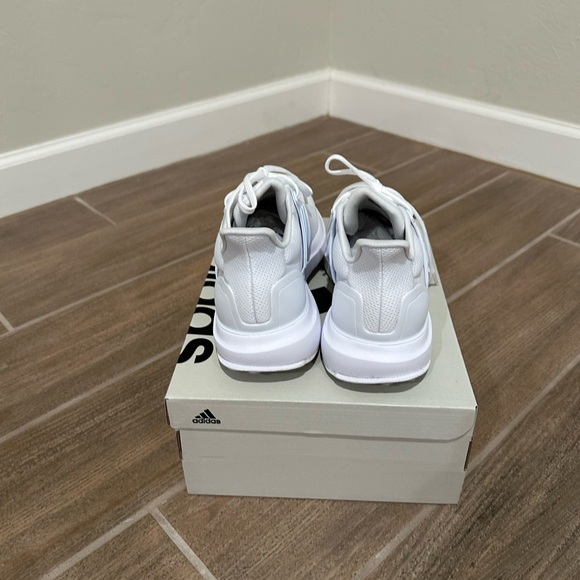 Adidas UBOUNCE DNA SHOES in white, size 6 - Picture 4 of 6